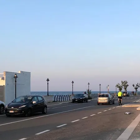 Sunset Palese - A 10m Dal Mare